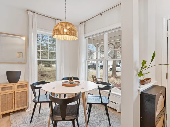 4 Marion Avenue, Essex, VT 05452