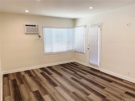 4th image of 5715 Tilden Ave #D