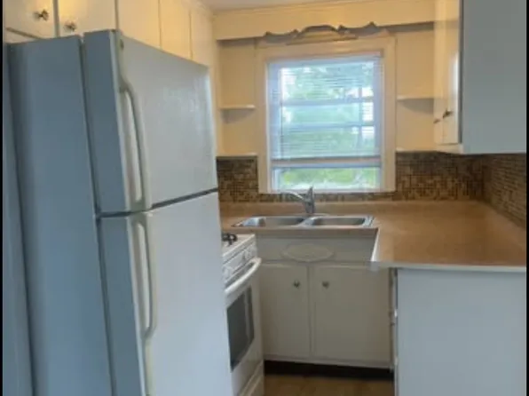 1311 S State St #2, Lockport, IL 60441