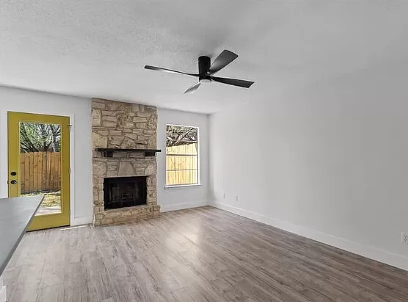 2 bed, 900 sqft, $1,850 — Photo 4