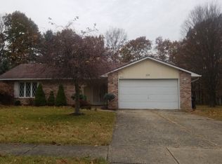 256 Crestview Dr, Elyria, OH 44035