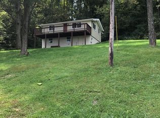 41 Headwaters Rd, Chester Gap, VA 22623