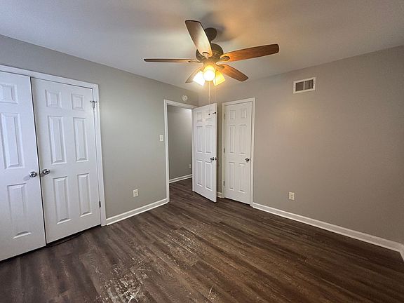 2nd image of 3705 Julia St