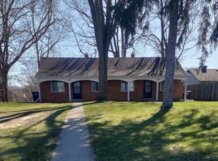 9885 Pardee Rd, Taylor, MI 48180