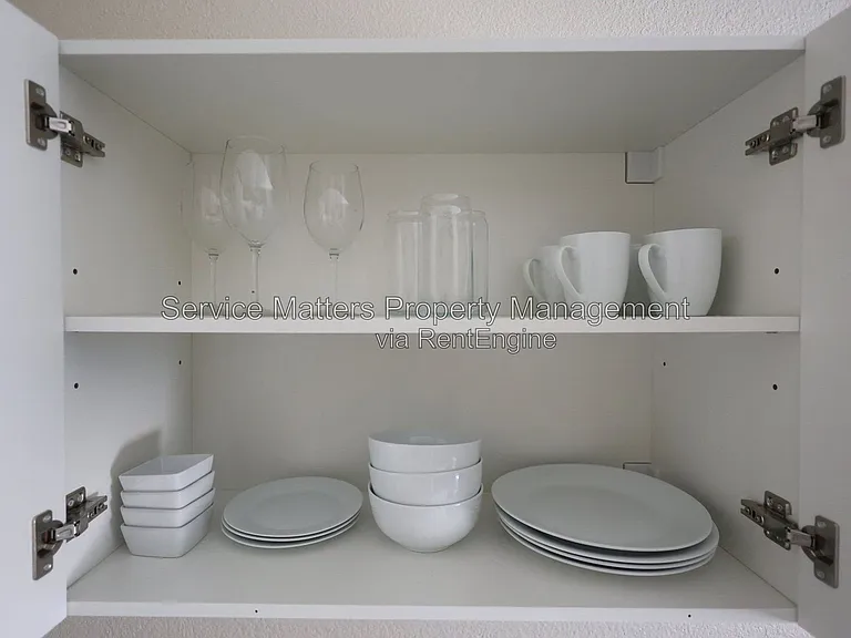 8184 Excelsior Dr — Photo 16