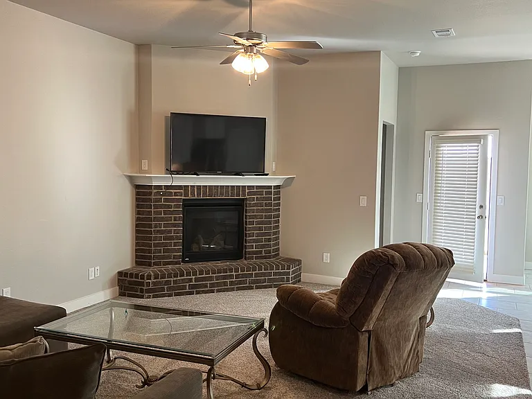 2405 Outlaw Ct — Photo 5