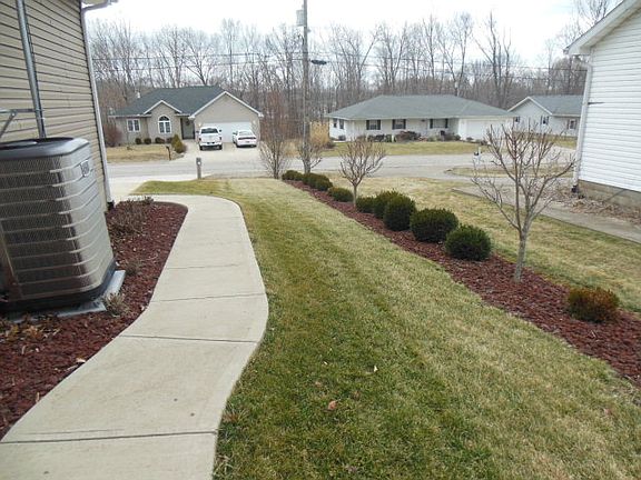 5th image of 181 Pinehurst Blvd