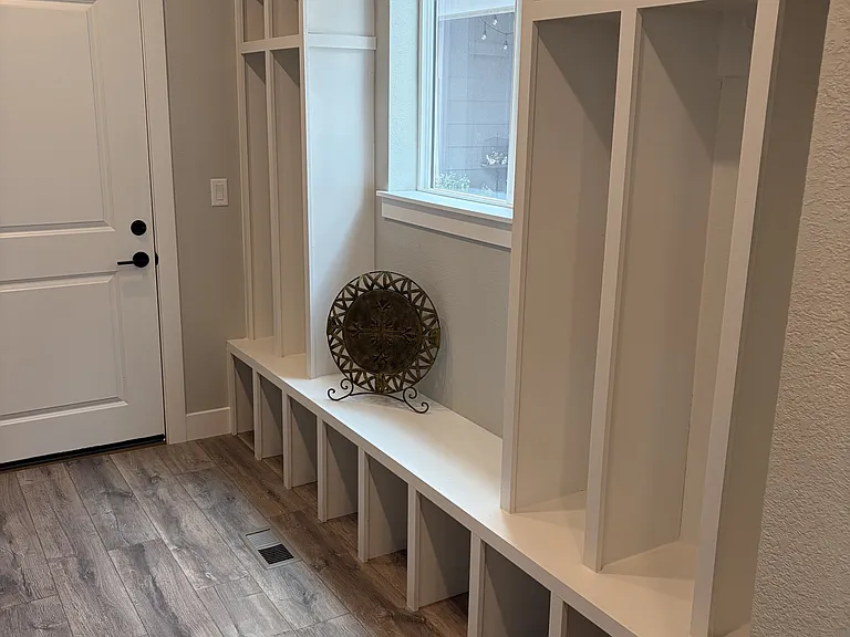 6071 Goodnight Ave — Photo 10