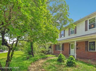 1450 Springhouse Rd, Allentown, PA 18104