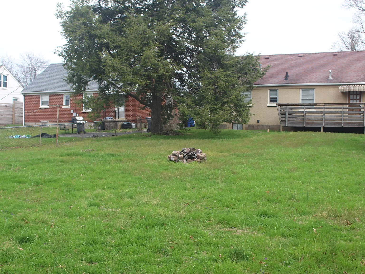 246 Hill-N-Dale - 1 — Photo 2