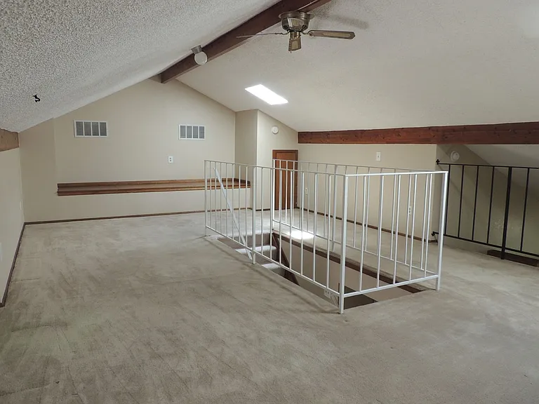 636 Horizon Dr #902 — Photo 17