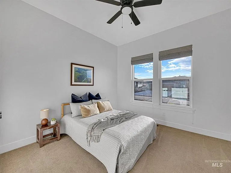 5298 W Parkridge Dr — Photo 24