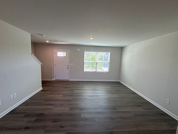2nd image of 3009 Sapgate Ln