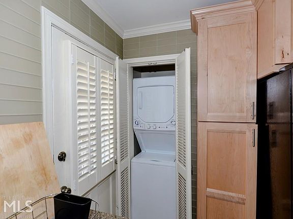3rd image of 1783 Piedmont Way NE #A