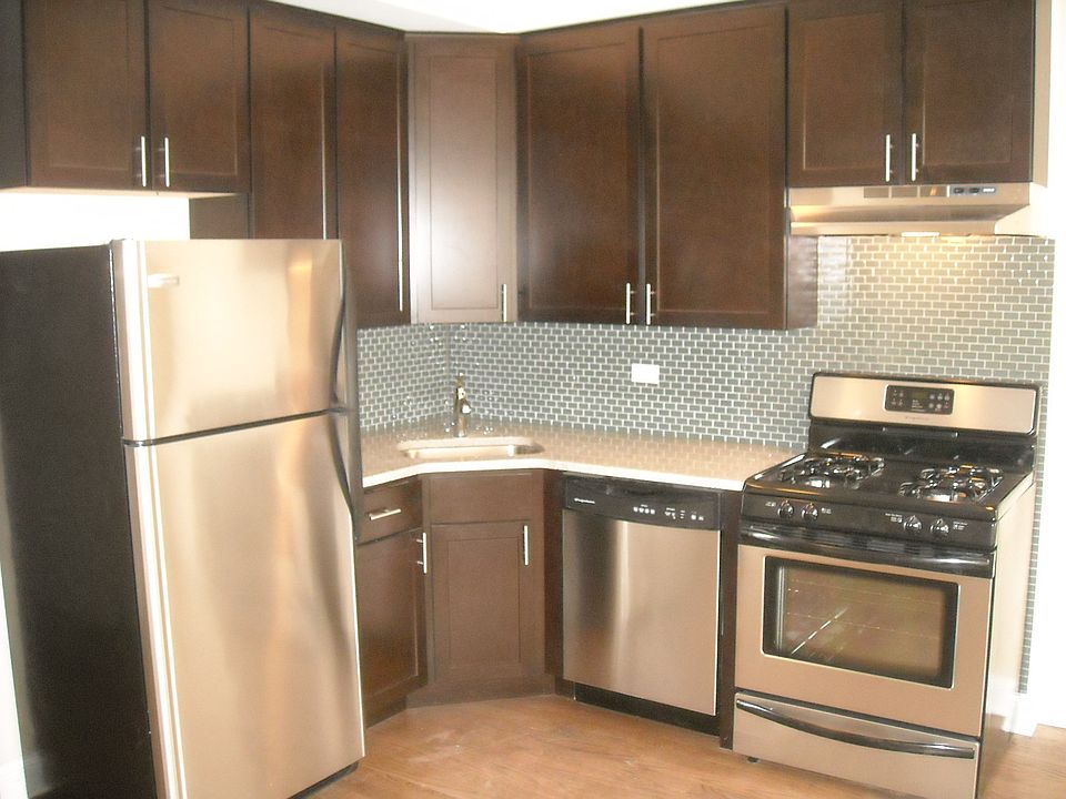 1st image of 2527 N Lincoln Ave APT E2