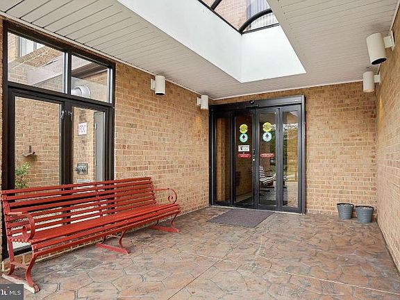 5th image of 15316 Pine Orchard Dr Unit 82-3D