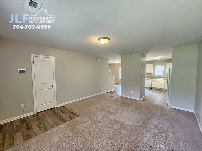 1127 Oswald T Dr — Photo 3