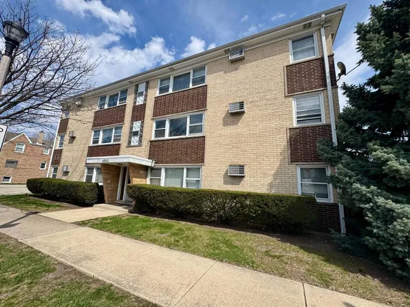 6543 16th St APT 6, Berwyn, IL 60402