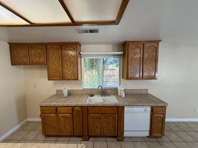 5800 Potenza Ln — Photo 18