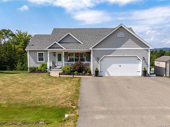 4th image of 27 Runnymede Dr