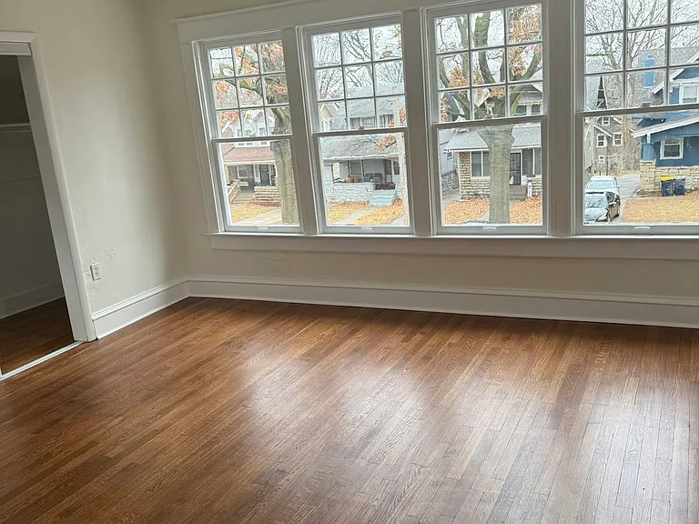 4119 S Benton Ave — Photo 70