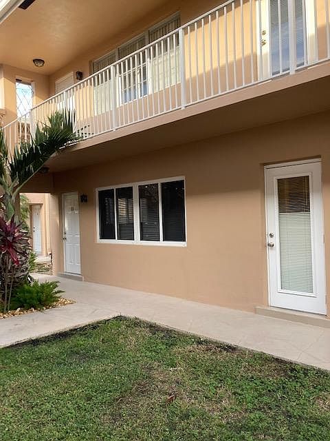 1st image of 2753 NE 28th St #3