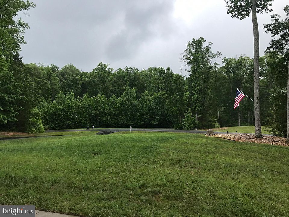 22 Hartwood Valley Ct, Fredericksburg, VA 22406 Zillow