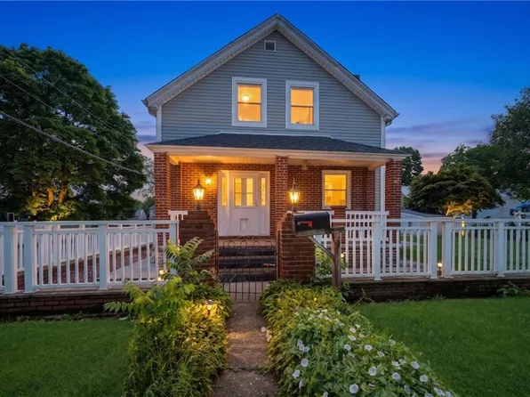 78 Highland Ave, Johnston, RI 02919