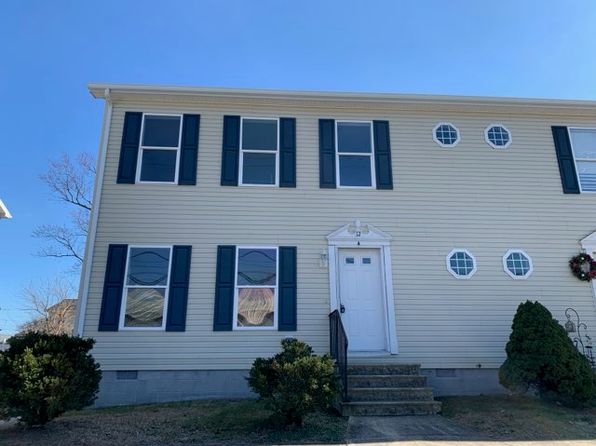 12 Hosier St #A, Selbyville, DE 19975
