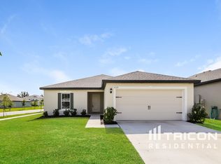 6110 Dolostone Dr, Lakeland, FL 33811
