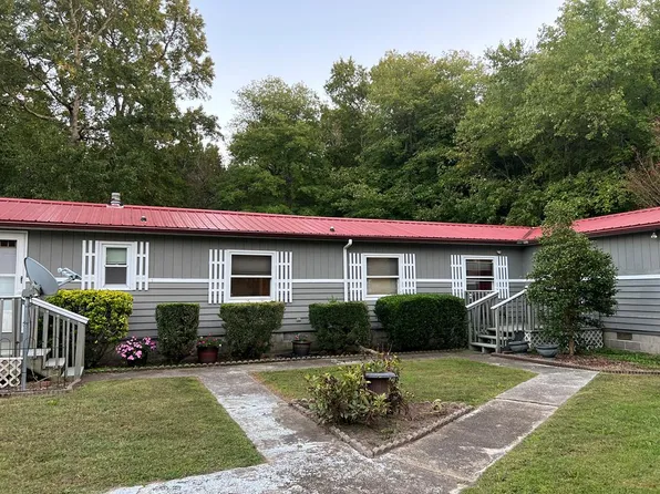 18133 Justisville Rd, Parksley, VA 23421