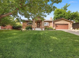 961 S Van Gordon Ct, Lakewood, CO 80228
