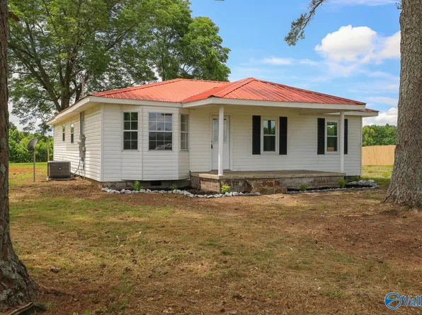297 Union Hill Church Rd, Falkville, AL 35622