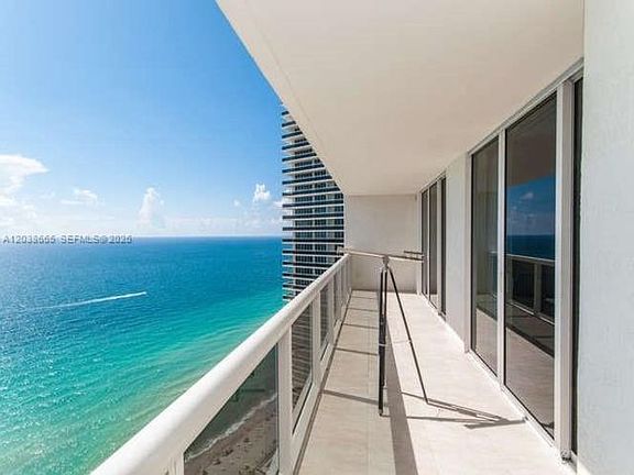 3rd image of 1800 S Ocean Dr