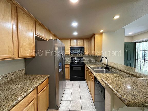 2nd image of 4013 Oakcrest Dr #6