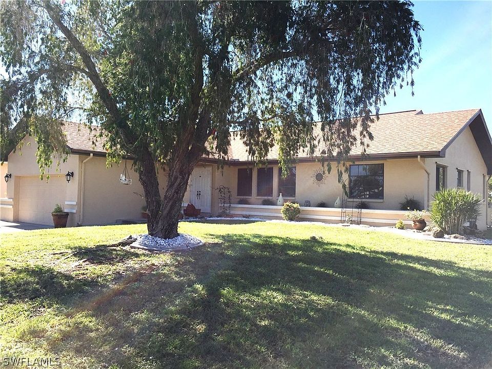 1st image of 110 SE 8th Pl