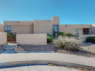 8304 Parrot Run Rd NE, Albuquerque, NM 87109