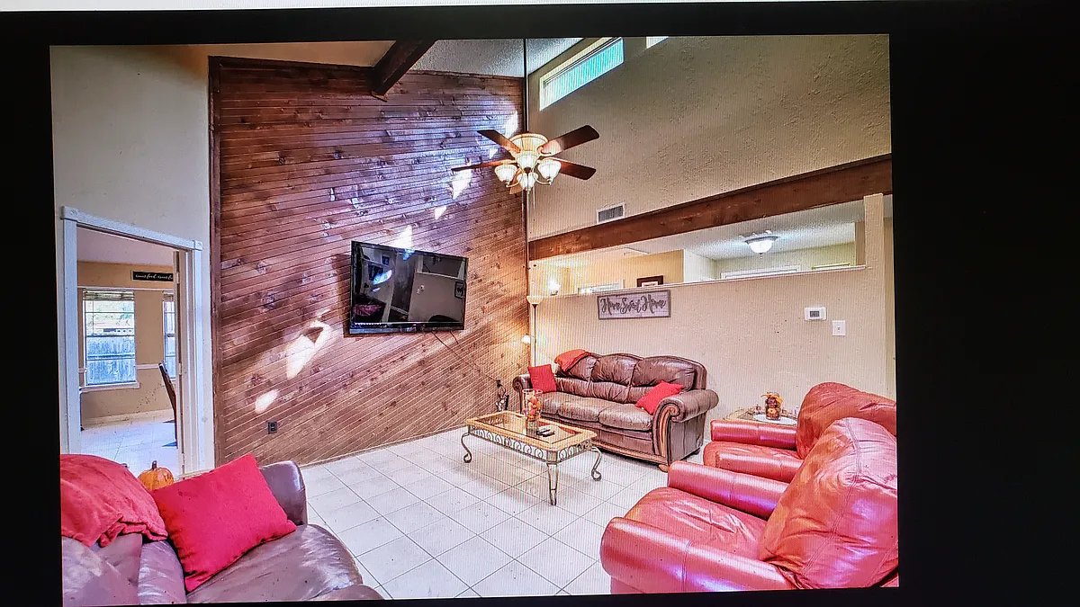 Building Photo - Scenic Hills Dr