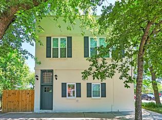 3001 N Sawyer Ave #2E, Chicago, IL 60618
