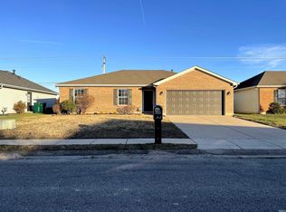 9239 Hartsaw St, Evansville, IN 47725