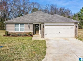 204 Cambridge Park Dr, Montevallo, AL 35115