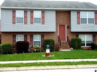 132 Abbotts Dr, Abbottstown, PA 17301