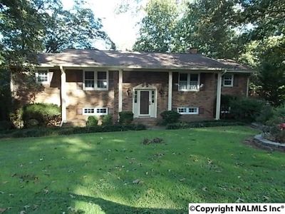 2107 Pell St, Scottsboro, AL, 35769