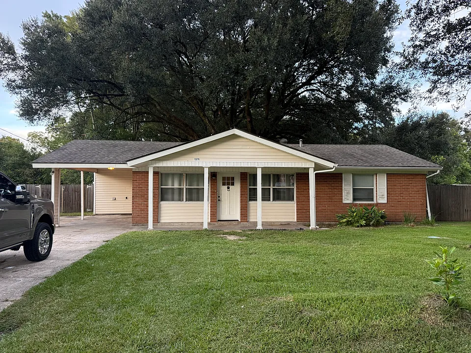 13076 Highway 431