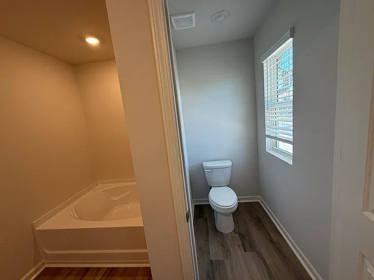 126 Hughes Place Dr — Photo 32
