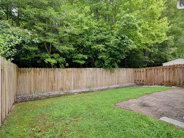 405 Dorothy Dr — Photo 24