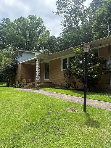 108 Clarkson St Photo 1