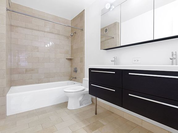 4th image of 351 E 84th St APT 15D