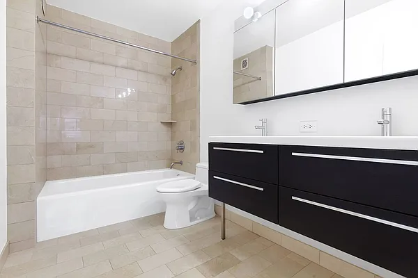 Rented by Cooper & Cooper Real Estate | media 32