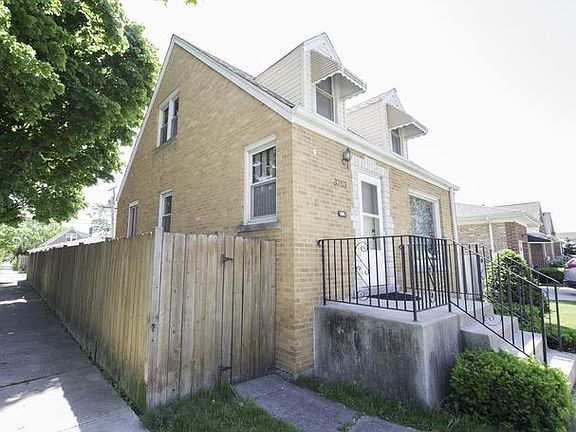 2nd image of 3253 N Oriole Ave